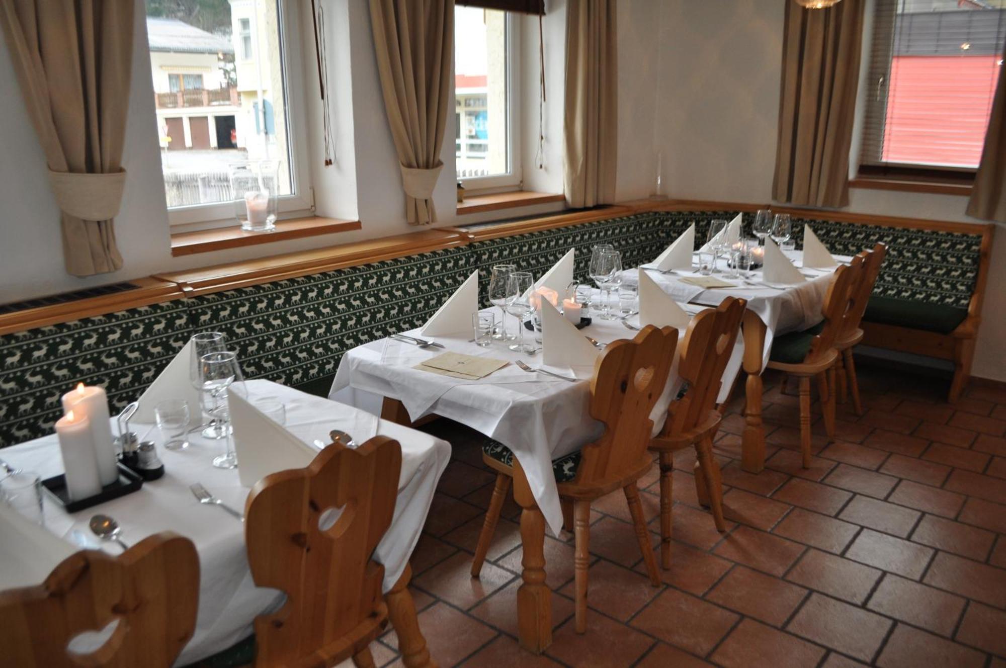 Ski Lodge Jaktman บาดกัสไตน์ ภายนอก รูปภาพ
